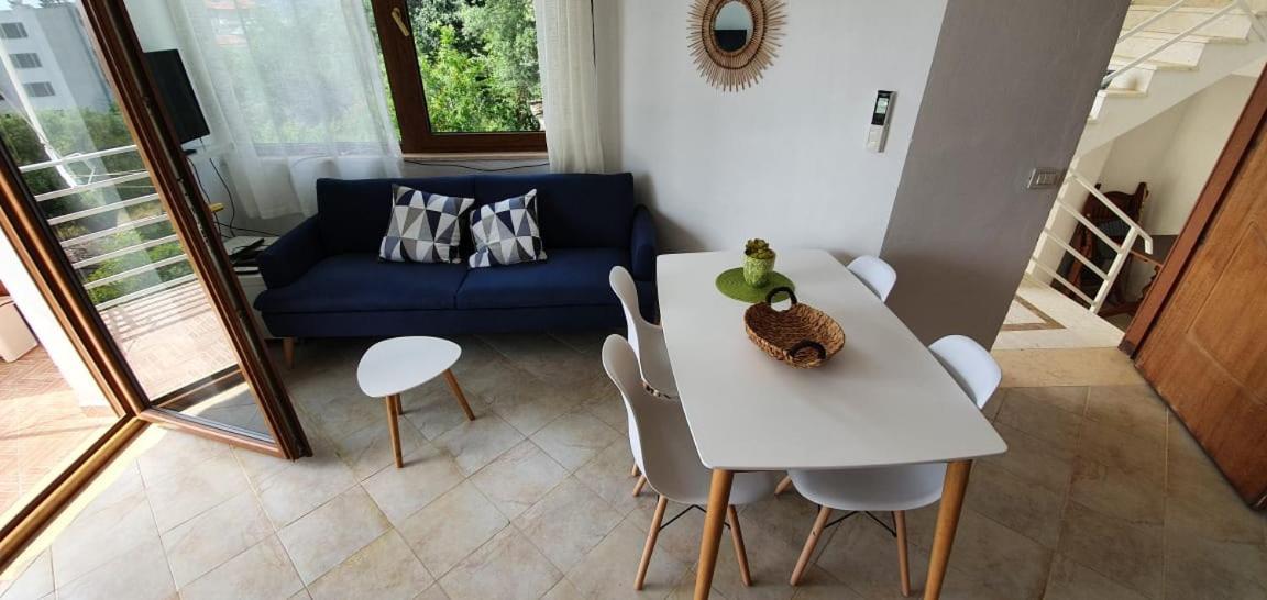 Seaview Apartment Borsh Extérieur photo